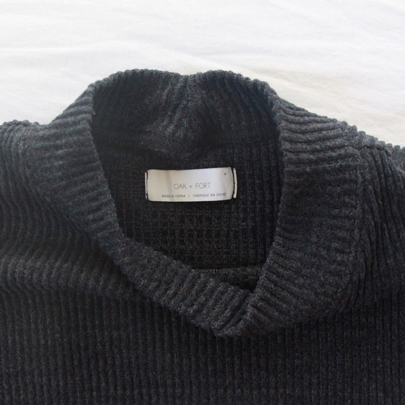 OAK+ FORT grey mock neck ribbed sweater - Picture 3 of 4